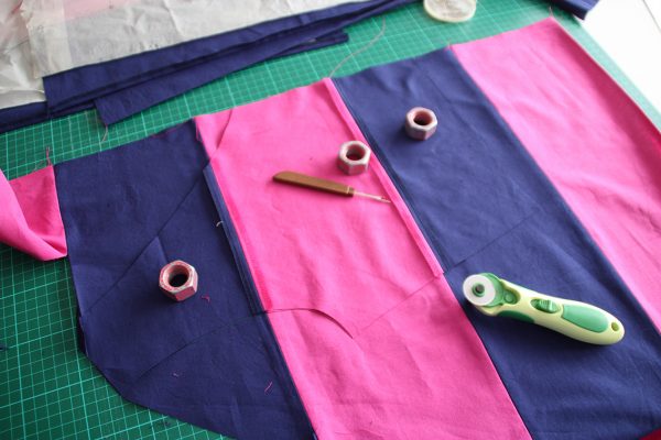 curious kiwi Pinterest dress - cutting out pieces
