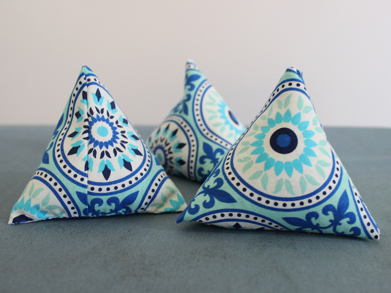 Fabric Pattern Weights - Singer New Zealand